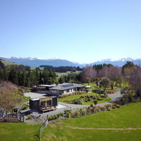 Boutique Tiny House - Te Anau Country Accommodation Eksteriør billede